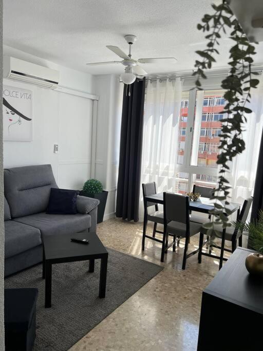 Apartments In Center Τορρεμολίνος Εξωτερικό φωτογραφία