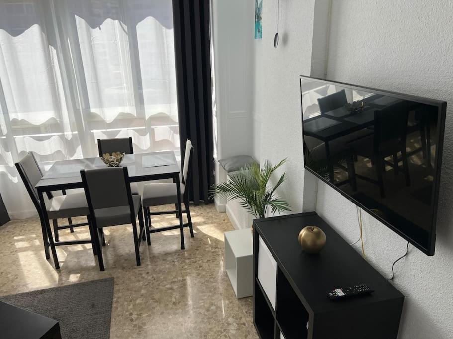Apartments In Center Τορρεμολίνος Εξωτερικό φωτογραφία